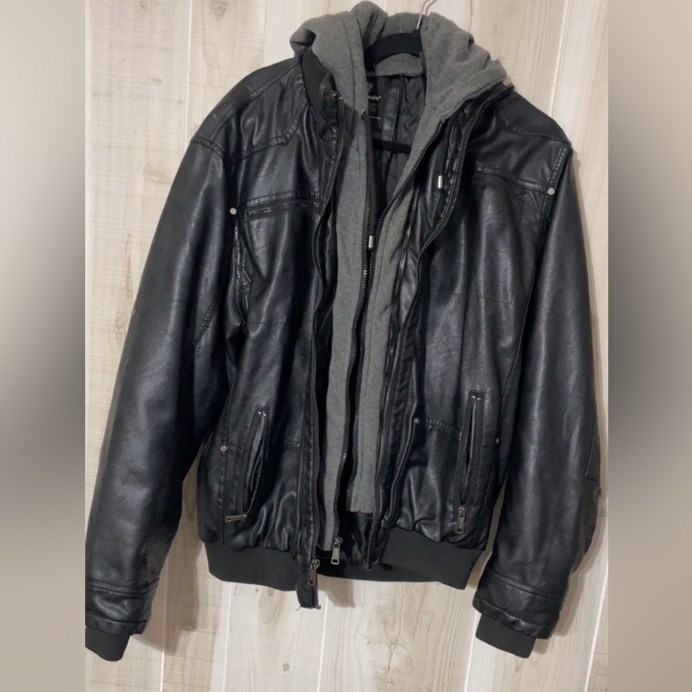 Wantdo Black Faux-Leather Jacket (Med)